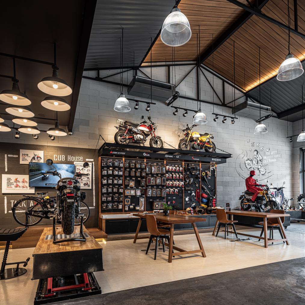 สุธี สถาปนิก 9